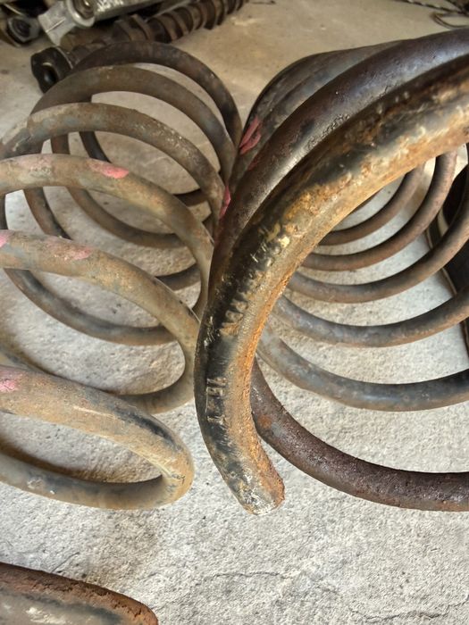 Передние пружины на БМВ Е34