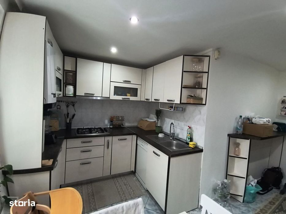 Apartament De Vanzare In Siret – 4 Camere | Etaj 1