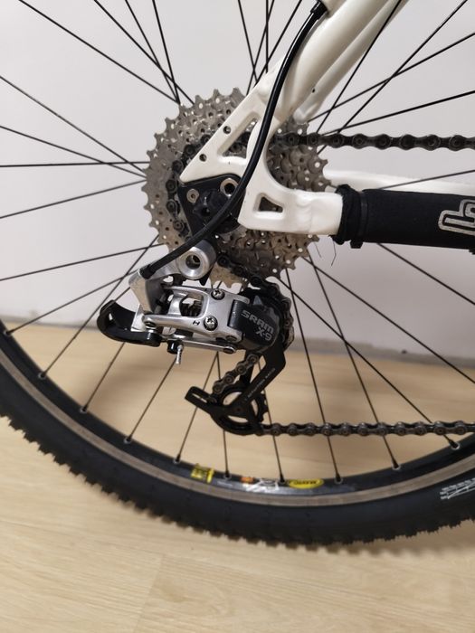 Bicicleta de vânzare