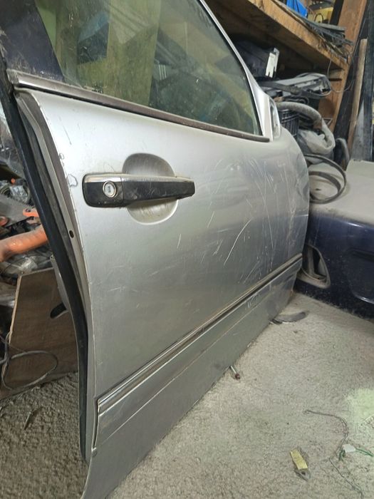 Дверь мерседес W210 лупарь