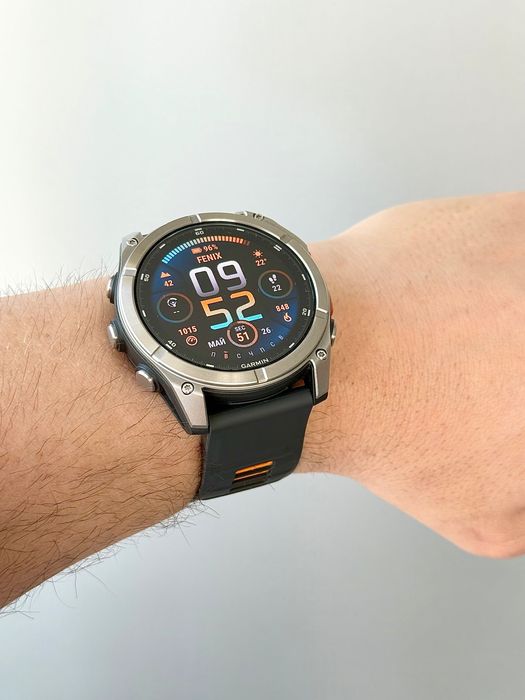 Garmin Fenix 8 AMOLED 51mm Titanium – Идеално състояние