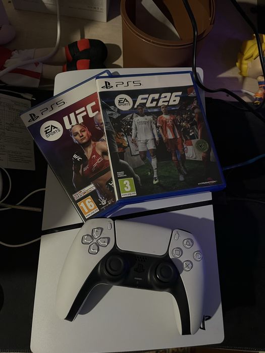PS 5 Slim +2 игры