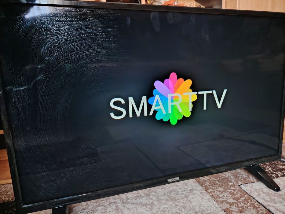 Vând televizor VINCHI Smart