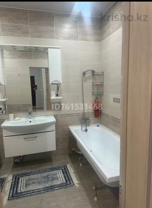 Продам 3к.кв. на Батыс2