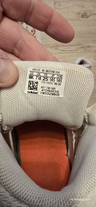 Cizme si adidasi fetite