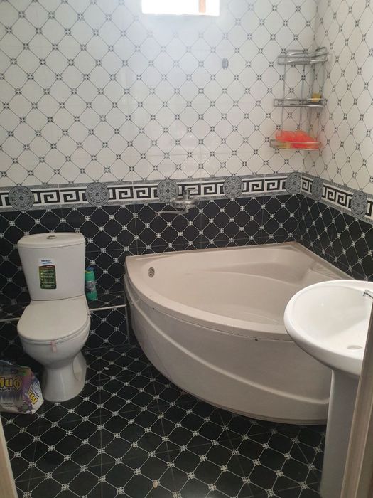 Ховли 2 каватли уй сотилади