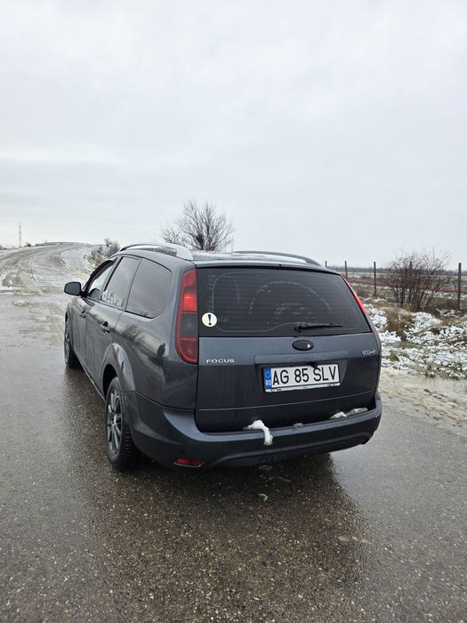 Vând Ford focus 1.6 diesel
