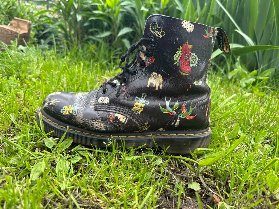 Кубинки  Dr. Martens -лимитирана серия