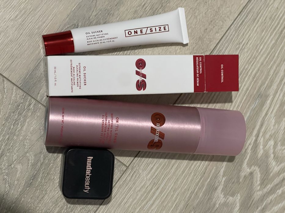 Косметика Huda Beauty и One/Size