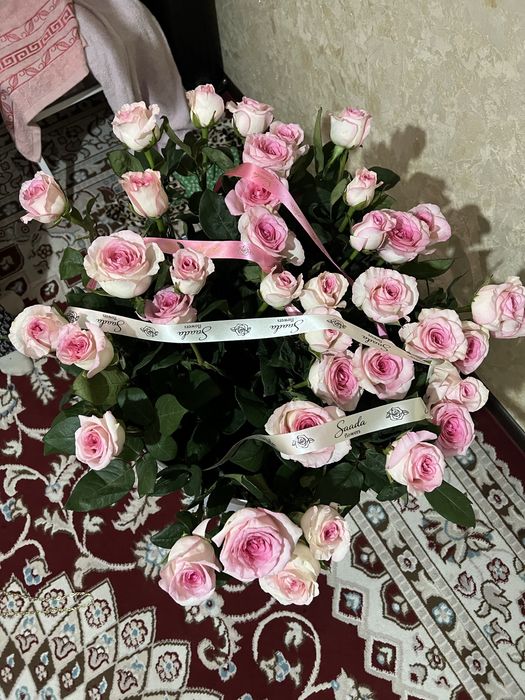 Цветы 51штук роза