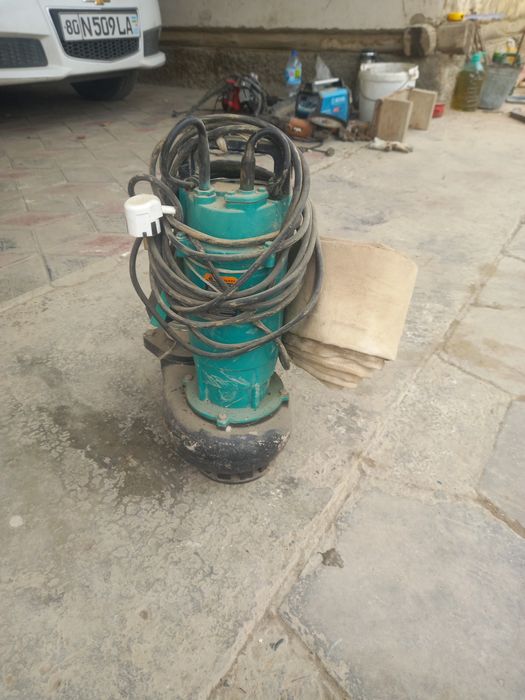 Сув насоси сотилади