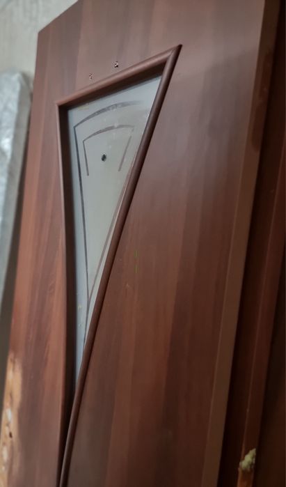 Межкомнатные двери отдам