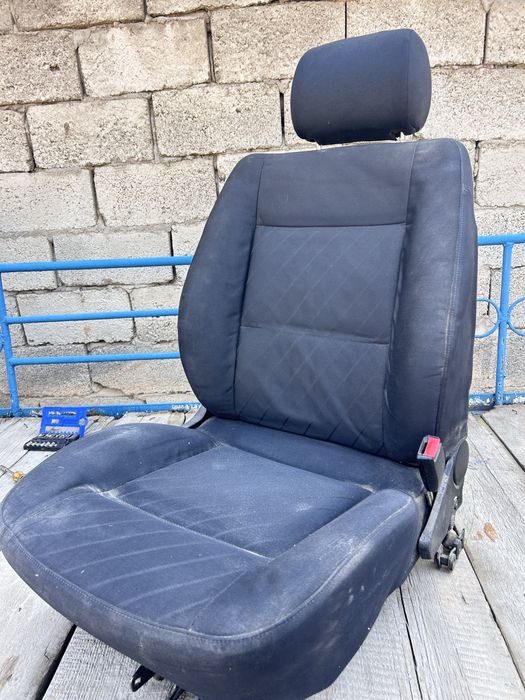Сиденье Audi A6 переднее правое