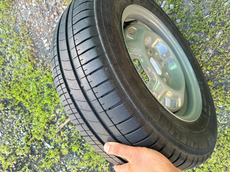 Продам комплект r13
