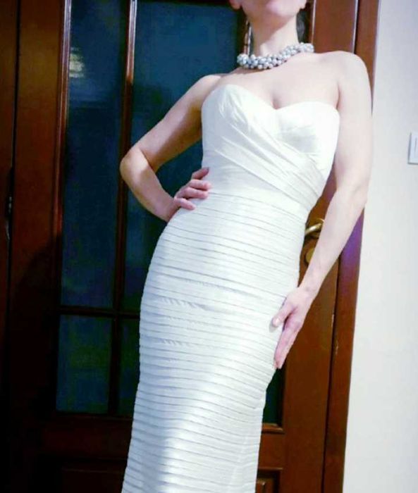 BCBGMaxAzria Нова дизайнерска сватбена/вечерна/официална рокля XXS.