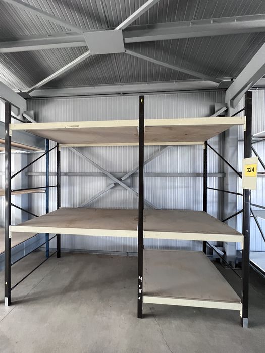 Метални стелажи