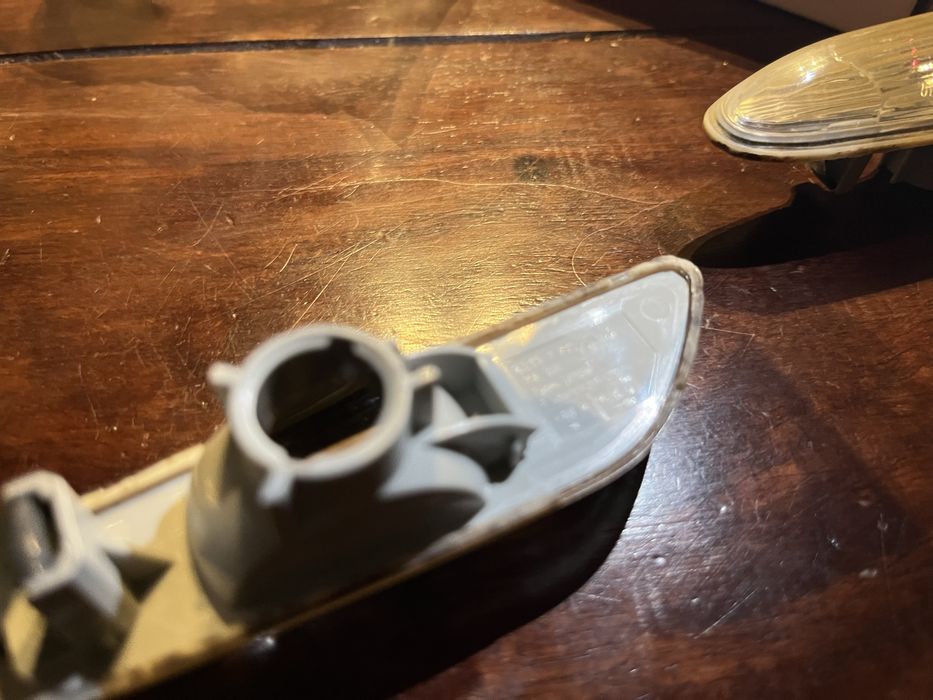 Suport semnalizator lateral BMW E90-91