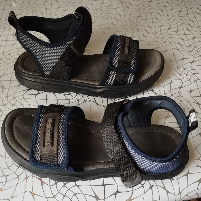 Продам обувь для мальчика б/у