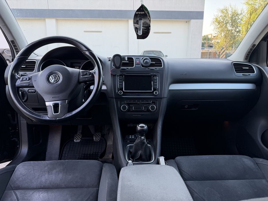 VOLKSWAGEN Golf 2010 — imagine 5