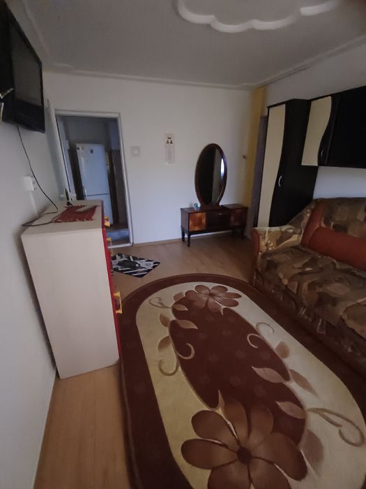 Apartament   2 camere de vanzare