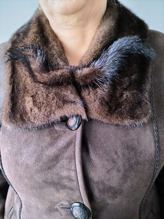 Продам польто новую.,