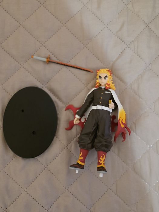 Фигурки на аниме герои