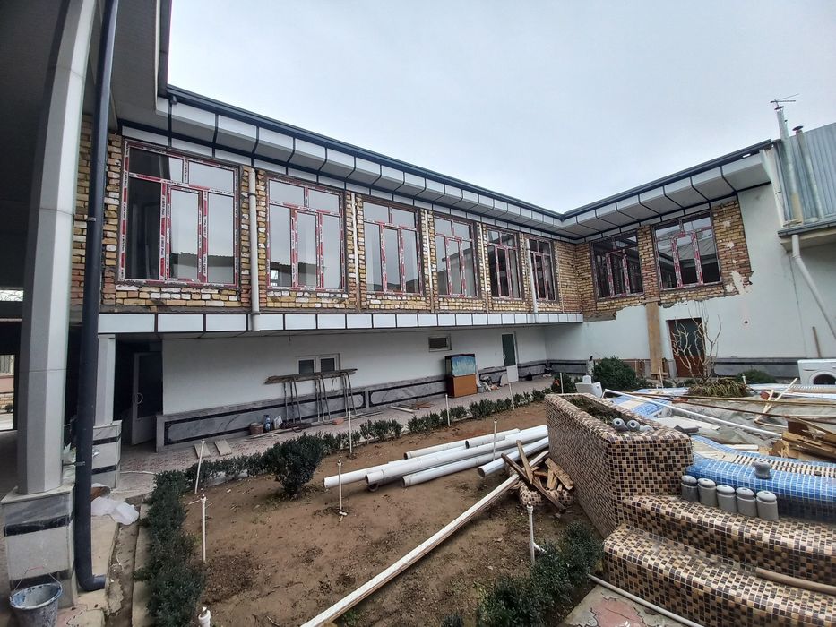 Akfa eshik va romlar