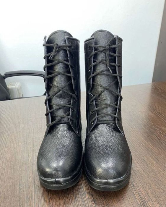 Берцы зимние 41 и 42 размер Щебер