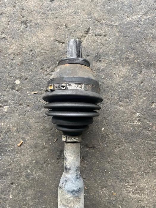 Planetara dreapta fata Volvo XC60 2008-2017 30783072 36051325 36012420