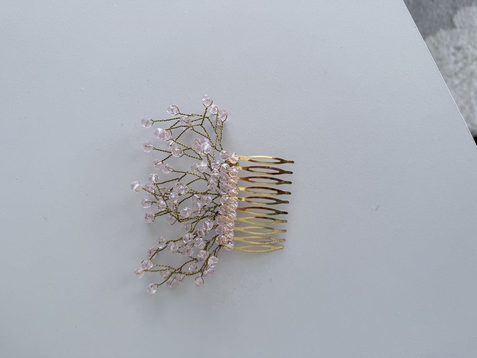 Продаётся заколка украшение для волос