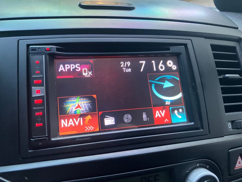 Мултимедия за кола Pioneer AVIC F-980BT