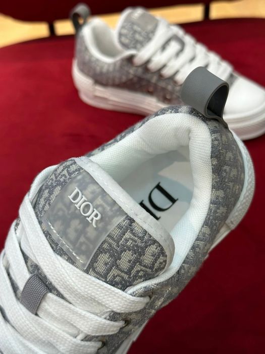 CD B23 Low Top Oblique White/Black