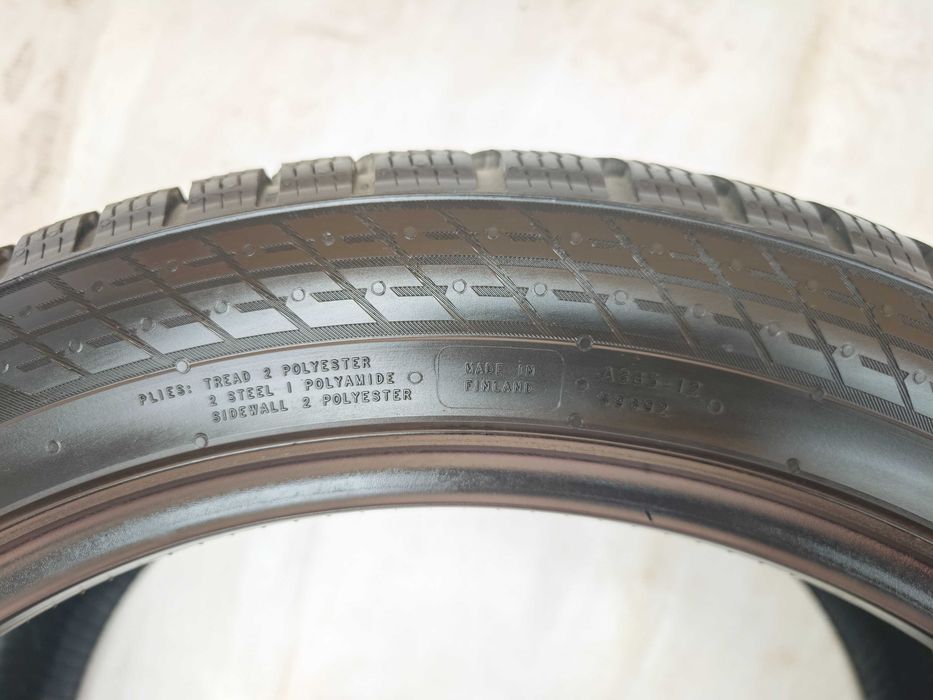 Anvelope 225/45/18 an 2023 iarna M+S NOKIAN WR SNOWPROOF P Finlanda