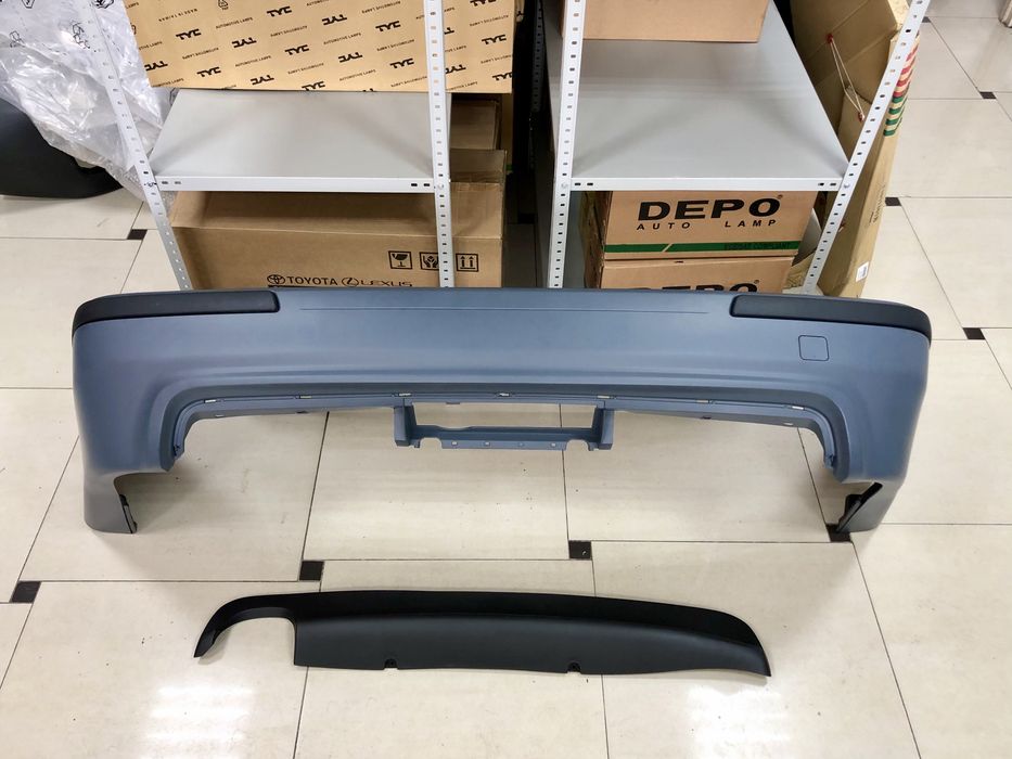 Бампер задний БМВ Е39 М5