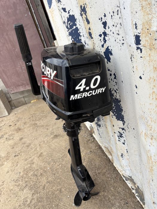 Мотор на лодку Меркури 4.0