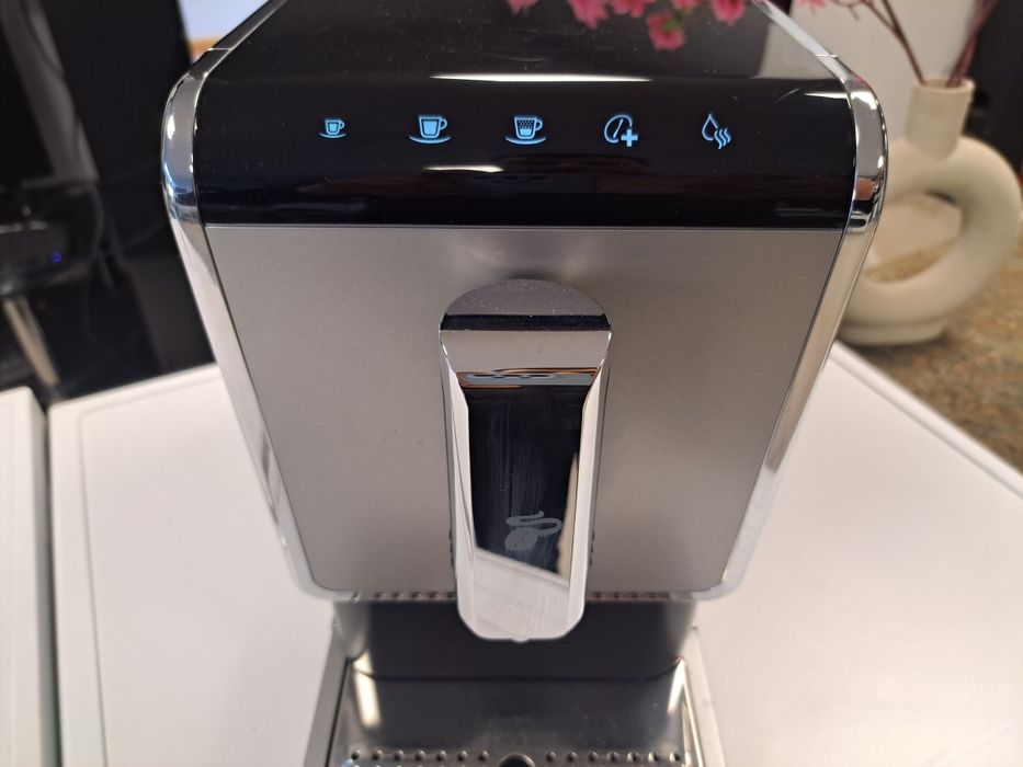 Кафе автомат Tchibo Esperto Caffe