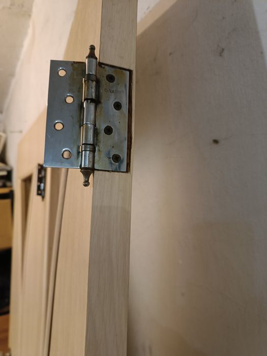 Межкомнатная дверь