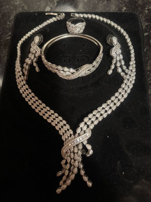 Bijuterii de mireasa