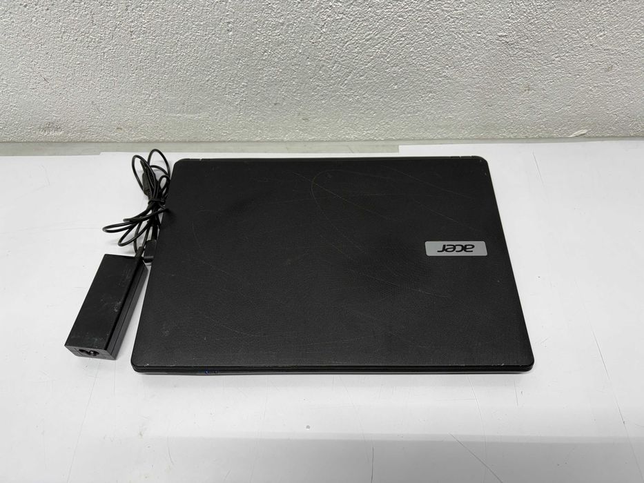 Лаптоп - Acer ES1-411 ,Intel Celeron N2840, RAМ 2GB DDR3, HDD 512GB/L3
