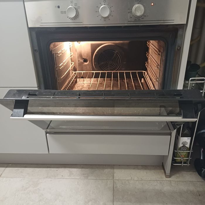 Cuptor incorporabil Electrolux EOG2102AOX, Gaz, 68 l, Multifunctiona