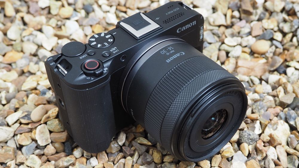 Canon R50v 14-30mm IS PZ 4K 60p 4.2.2 10bit