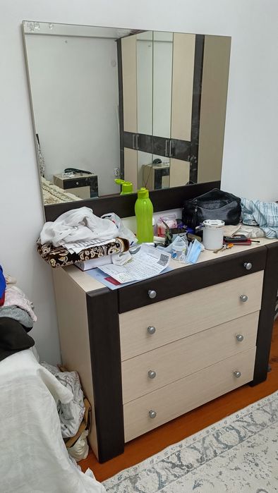 Спальный гарнитур