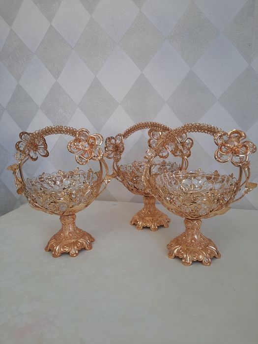 Конфетница 3штук.