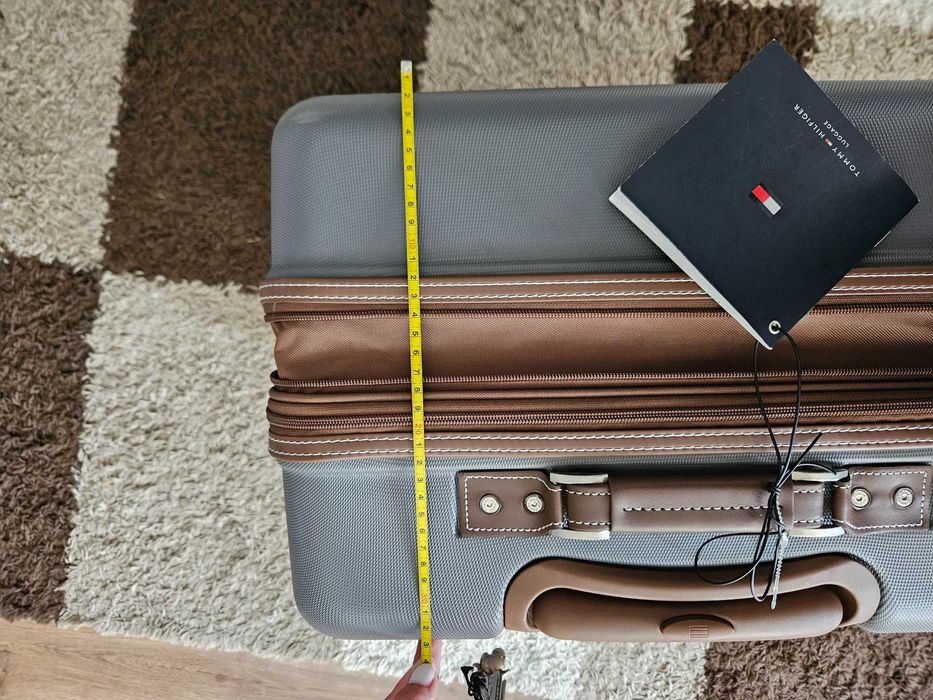 Valiza/Troler Tommy Hilfiger pentru barbati