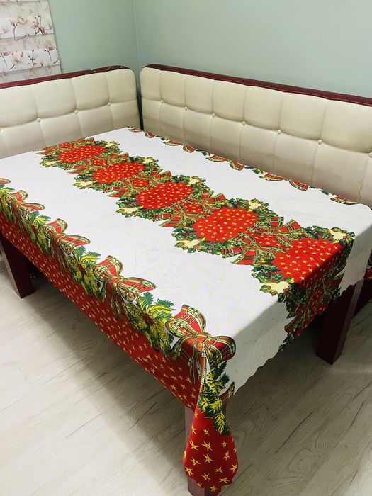 Новогодние скатерти