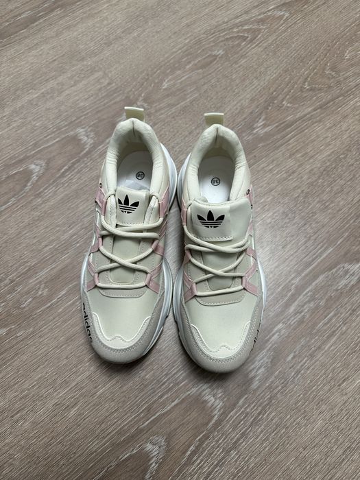 Pantofi sport dama adida