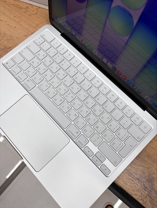 Macbook Neo 8/256 gb | цикл 3 | iStatus