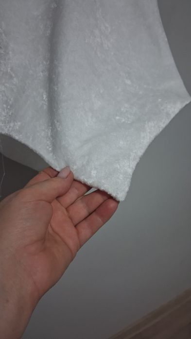Funda mare cu strasuri din catifea cu banda cu fundite !