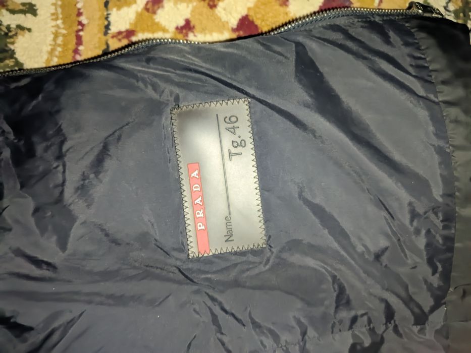 Куртка prada оригинальная
