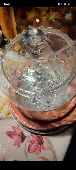 Set din sticla cu cani, nou nefolosit, inserții deosebite, Germania